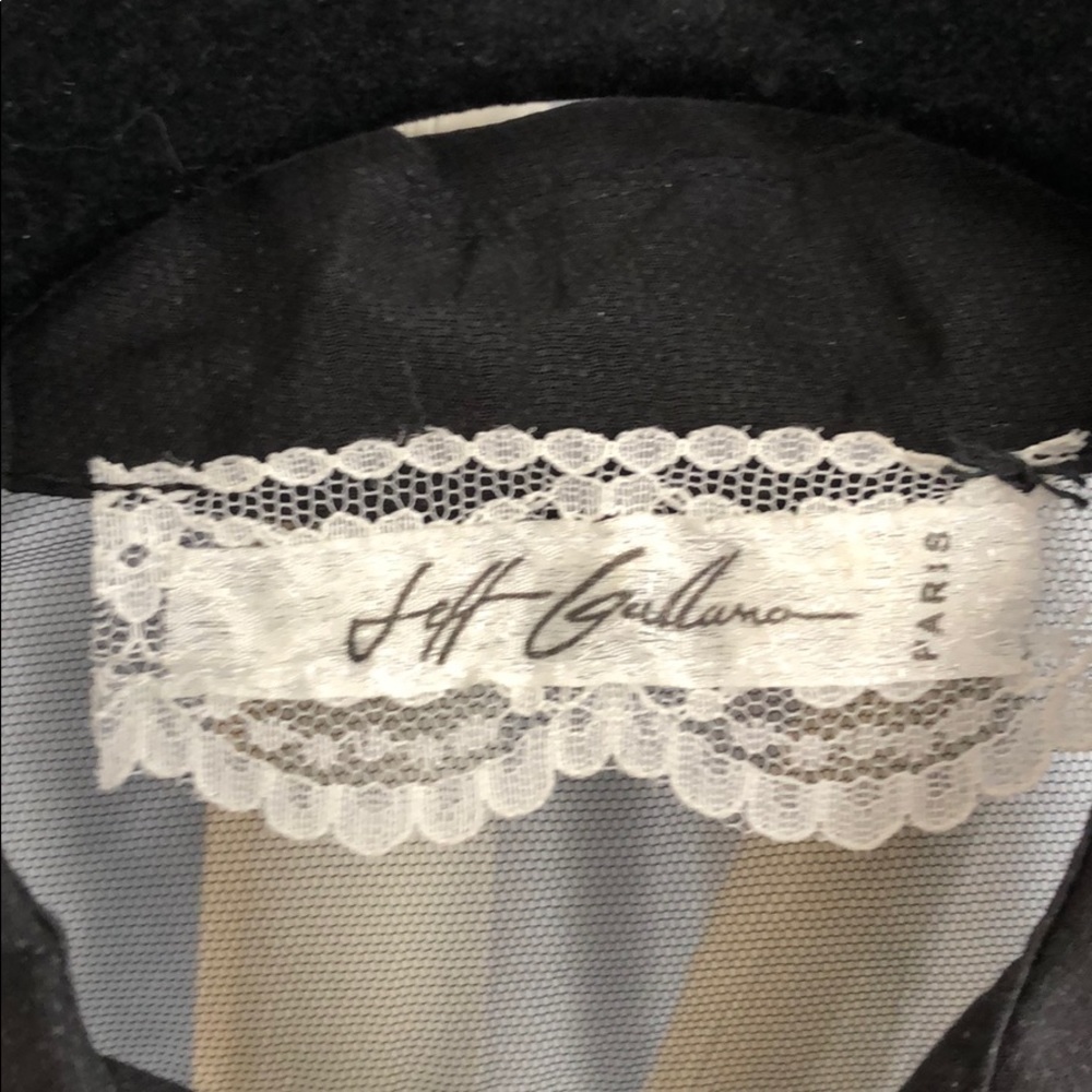 Jeff Gallano Black sheer w/lace floral design - Picture 2 of 8